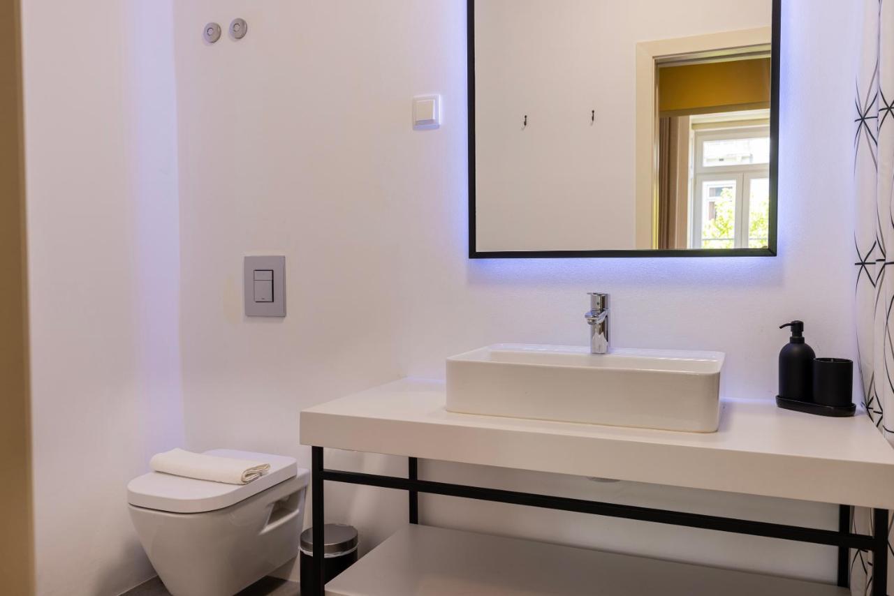 Liberdade Concept 3Bdr Apartment By Lovelystay Лиссабон Экстерьер фото