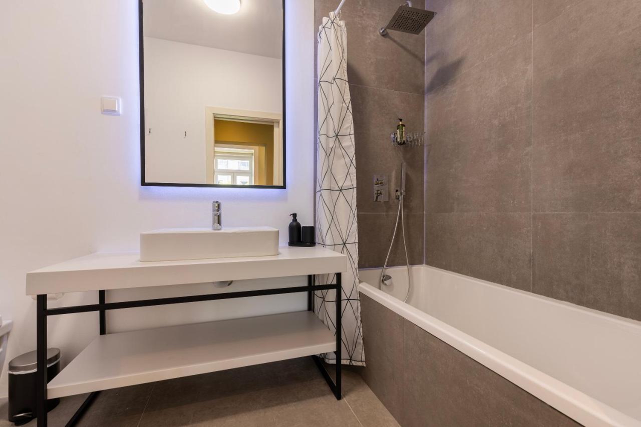 Liberdade Concept 3Bdr Apartment By Lovelystay Лиссабон Экстерьер фото